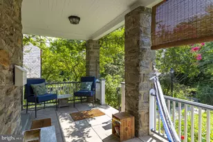 423 Carpenter Ln, Philadelphia, PA 19119 - Photo 4