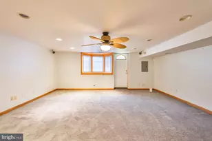9898 Wistaria St, Philadelphia, PA 19115 - Photo 44