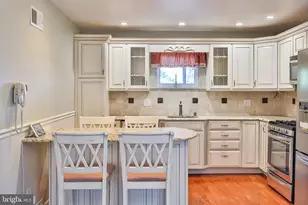 9898 Wistaria St, Philadelphia, PA 19115 - Photo 8