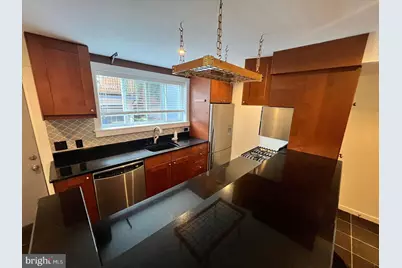 729 S Hutchinson Street, Philadelphia, PA 19147 - Photo 8