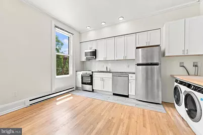 2107 Green Street #2F, Philadelphia, PA 19130 - Photo 14