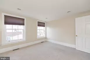 242 S 8th St, Philadelphia, PA 19107 - Photo 26