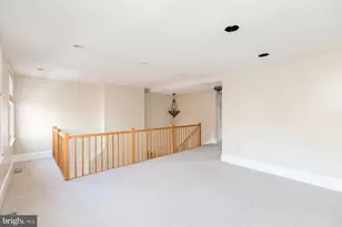 242 S 8th St, Philadelphia, PA 19107 - Photo 14