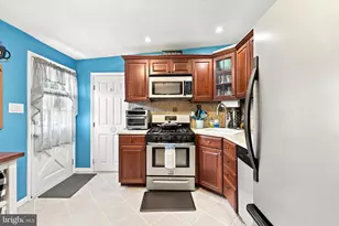 1012 Bingham St, Philadelphia, PA 19115 - Photo 8