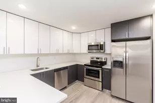 1724 N Marshall St, Philadelphia, PA 19122 - Photo 4