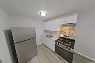 868 E Locust Ave, Philadelphia, PA 19138 - Photo 4