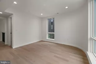 966 N 6th St, Philadelphia, PA 19123 - Photo 32