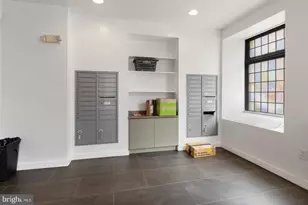 2321 Fitzwater St, Philadelphia, PA 19146 - Photo 18