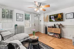 2013 Tulip St, Philadelphia, PA 19125 - Photo 2