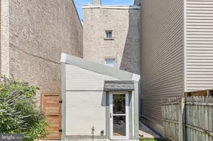 2013 Tulip St, Philadelphia, PA 19125 - Photo 12