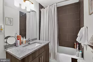 2321 Fitzwater St, Philadelphia, PA 19146 - Photo 8