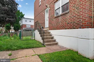 662 Lawler St, Philadelphia, PA 19116 - Photo 4