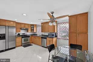 662 Lawler St, Philadelphia, PA 19116 - Photo 12