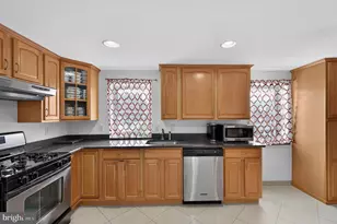 662 Lawler St, Philadelphia, PA 19116 - Photo 16