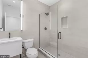 635 N 7th St, Philadelphia, PA 19123 - Photo 28