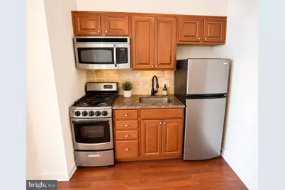 604 S Washington Square #118, Philadelphia, PA 19106 - Photo 4