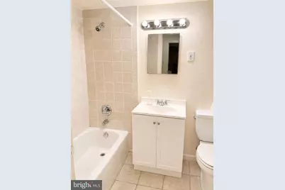 604 S Washington Square #118, Philadelphia, PA 19106 - Photo 6