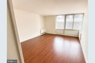 604 S Washington Square #118, Philadelphia, PA 19106 - Photo 2