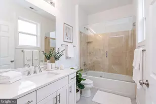 207 Captains Way, Philadelphia, PA 19146 - Photo 22