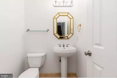 207 Captains Way, Philadelphia, PA 19146 - Photo 8