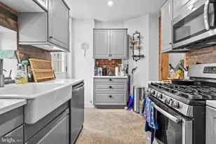 1510 N Leithgow St, Philadelphia, PA 19122 - Photo 10