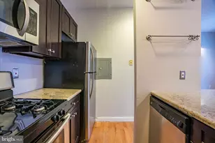 1504 Swain St, Philadelphia, PA 19130 - Photo 6