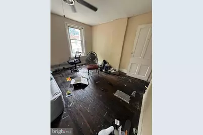 2329 N Van Pelt Street, Philadelphia, PA 19132 - Photo 10