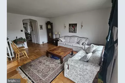 6136 N Warnock Street, Philadelphia, PA 19141 - Photo 4