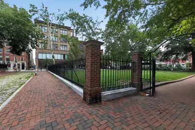 219-221 Market Street #1O, Philadelphia, PA 19106 - Photo 16