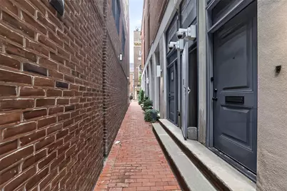 219-221 Market Street #1O, Philadelphia, PA 19106 - Photo 14