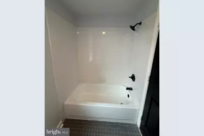 717 N 16th Street #3, Philadelphia, PA 19130 - Photo 6