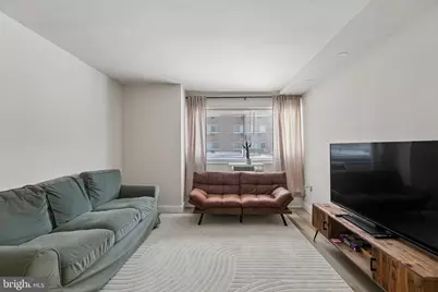 2101 Chestnut Street #303, Philadelphia, PA 19103 - Photo 2