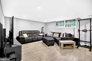 2908 Walnut Hill St, Philadelphia, PA 19152 - Photo 28