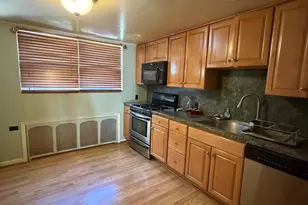 923 Hoffman St, Philadelphia, PA 19148 - Photo 4
