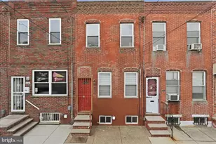2045 S Hutchinson St, Philadelphia, PA 19148 - Photo 1