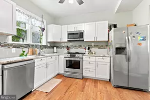 2045 S Hutchinson St, Philadelphia, PA 19148 - Photo 6