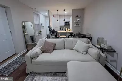 1525 Green Street #1R, Philadelphia, PA 19130 - Photo 8