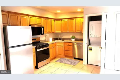 839 N 20th Street #C, Philadelphia, PA 19130 - Photo 2