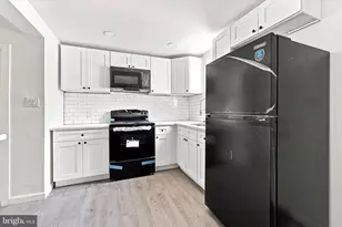 2435 Fitzgerald St, Philadelphia, PA 19145 - Photo 8