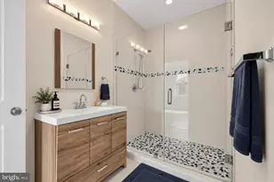 425 W Thompson St, Philadelphia, PA 19122 - Photo 28