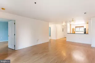 2 Leverington Ave, Philadelphia, PA 19127 - Photo 8