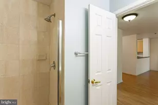 2 Leverington Ave, Philadelphia, PA 19127 - Photo 20