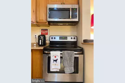 1214 N 5th Street #1F, Philadelphia, PA 19122 - Photo 4