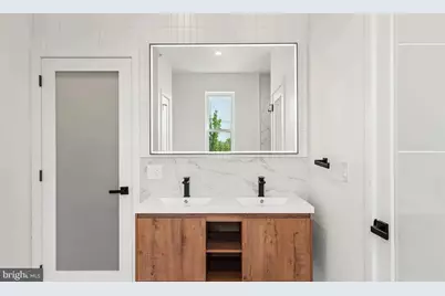 1518 N Darien Street, Philadelphia, PA 19122 - Photo 4