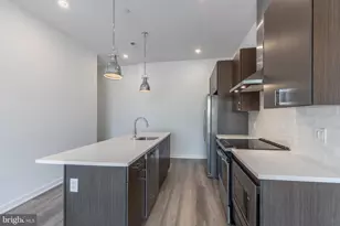 710 N 16th St, Philadelphia, PA 19130 - Photo 10