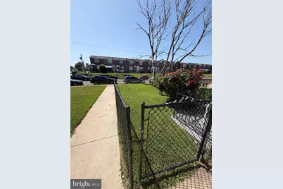 7511 Sherwood Road, Philadelphia, PA 19151 - Photo 4