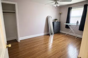 7511 Sherwood Rd, Philadelphia, PA 19151 - Photo 6