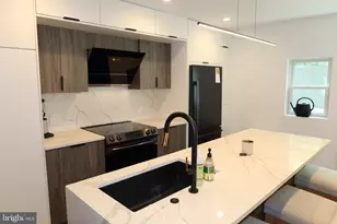 166 W Laurel St, Philadelphia, PA 19123 - Photo 12