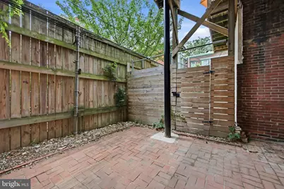 1712 Mount Vernon #1R, Philadelphia, PA 19130 - Photo 2