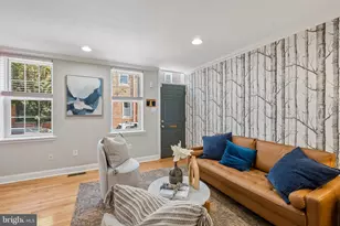2062 St Albans St, Philadelphia, PA 19146 - Photo 4